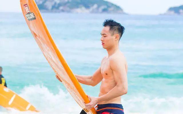 脚踝有点红肿是怎么回事?——专业有问必答平台,随时解答您的疑问